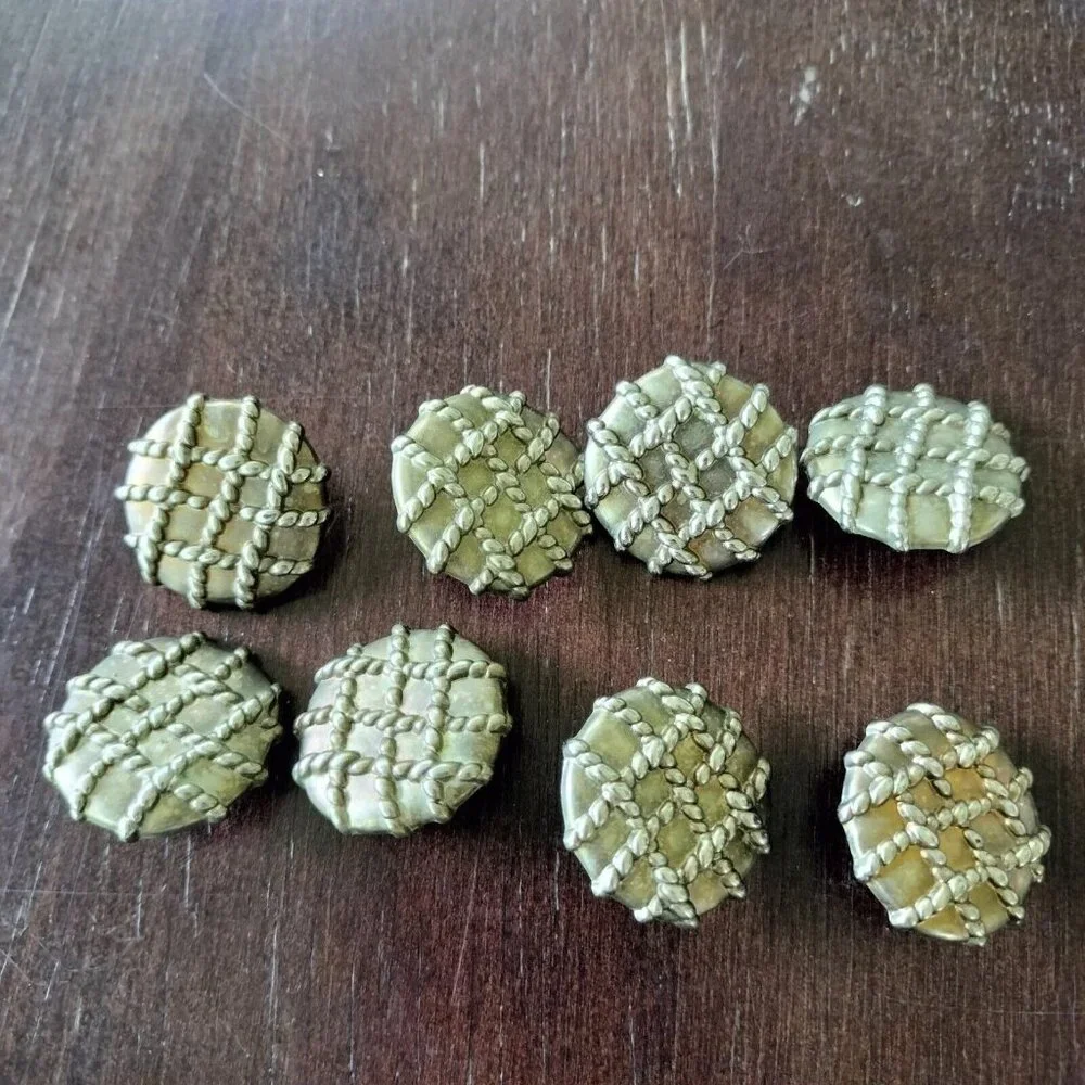 Gold Tone Faux Metal Shank Buttons Lot Of 8 Large Crosshatch Rope Design 1 1/16